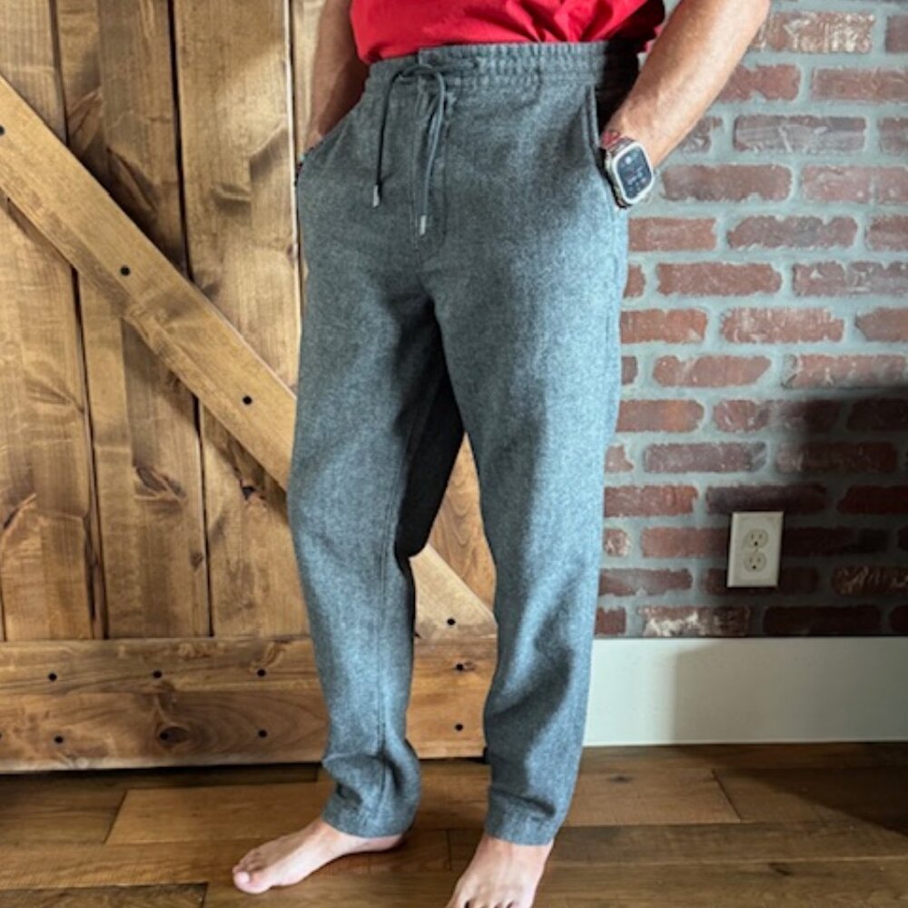 American Eagle Men’s Herringbone Jogger Pants Gray Size Small